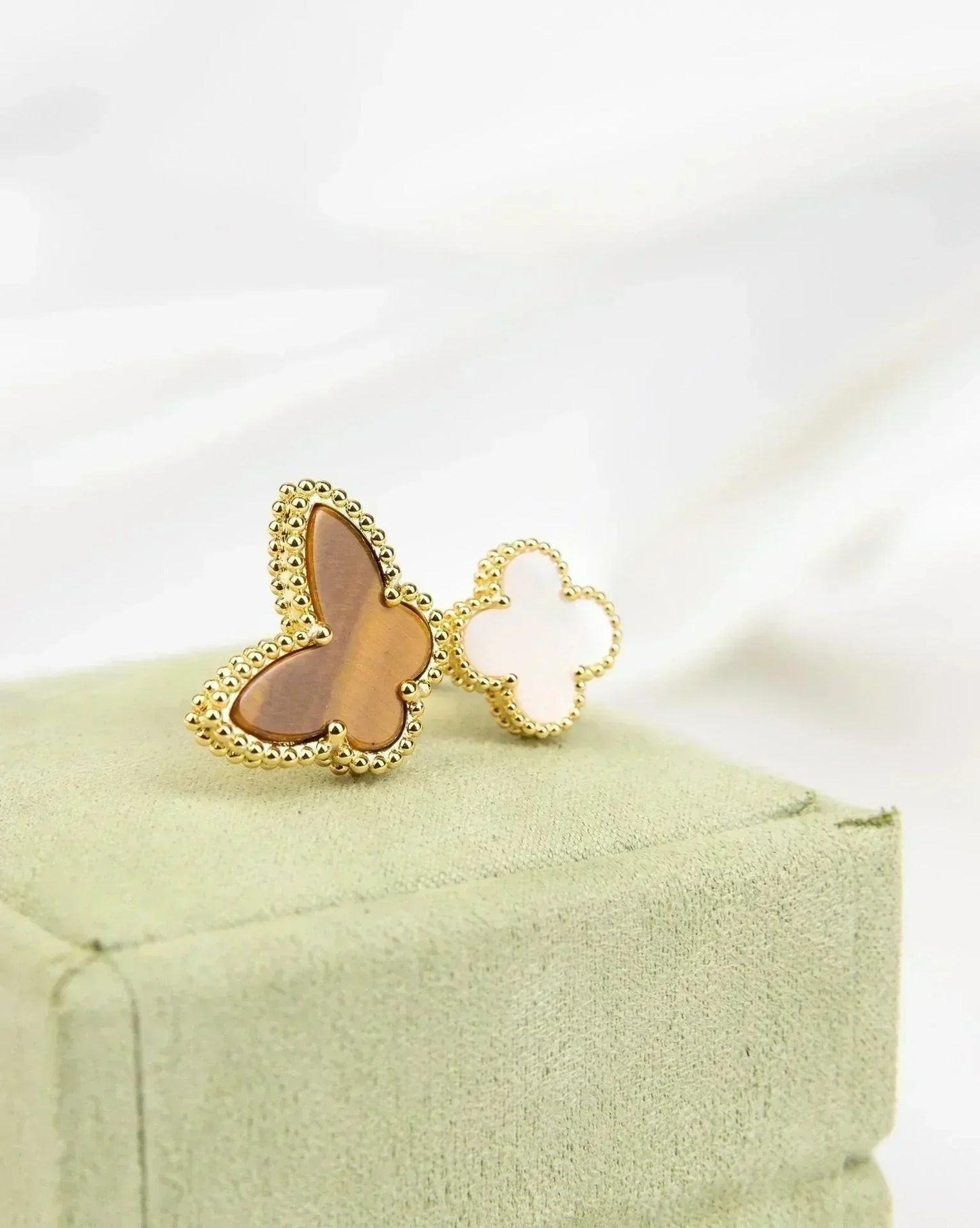 [Kismet Jewels ]LUCKY BETWEEN THE FINGER RING