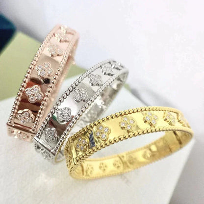 [Kismet Jewels ]CLOVER BRACELET 8MM DIAMONDS