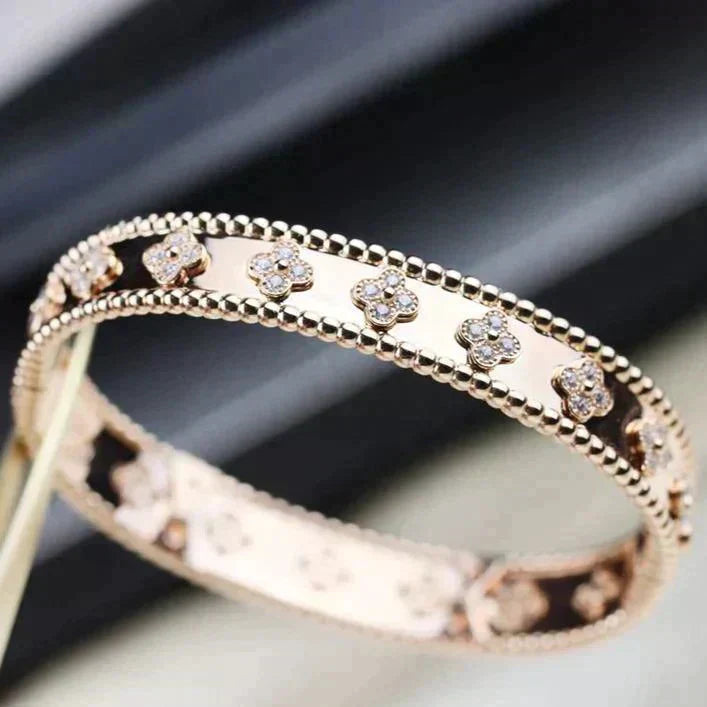 [Kismet Jewels ]CLOVER BRACELET 8MM DIAMONDS