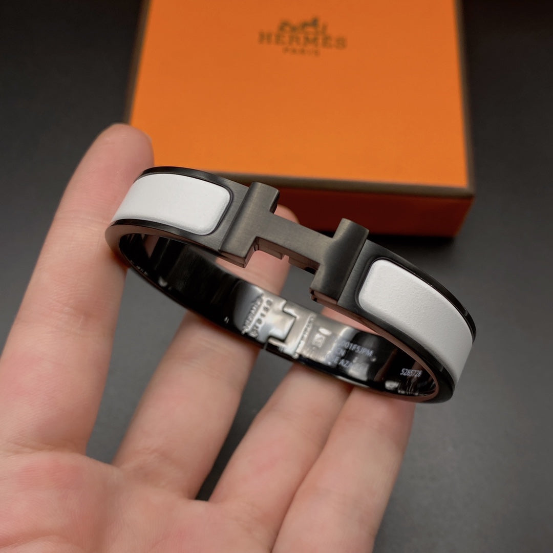 [Kismet Jewels ]H BRACELET 12MM BLACK WHITE CERAMIC