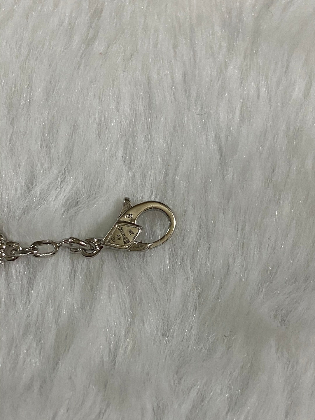 [Kismet Jewels ]CLOVER 1 MOTIF PIETERSITE BRACELET