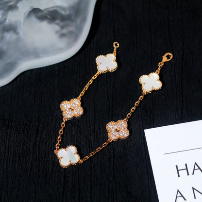 [Kismet Jewels ]CLOVER BRACELET 5 MOTIF WHITE MOP DIAMOND