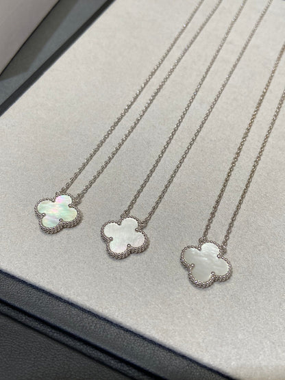 [Kismet Jewels ]CLOVER MEDIUM SILVER WHITE MOP NECKLACE