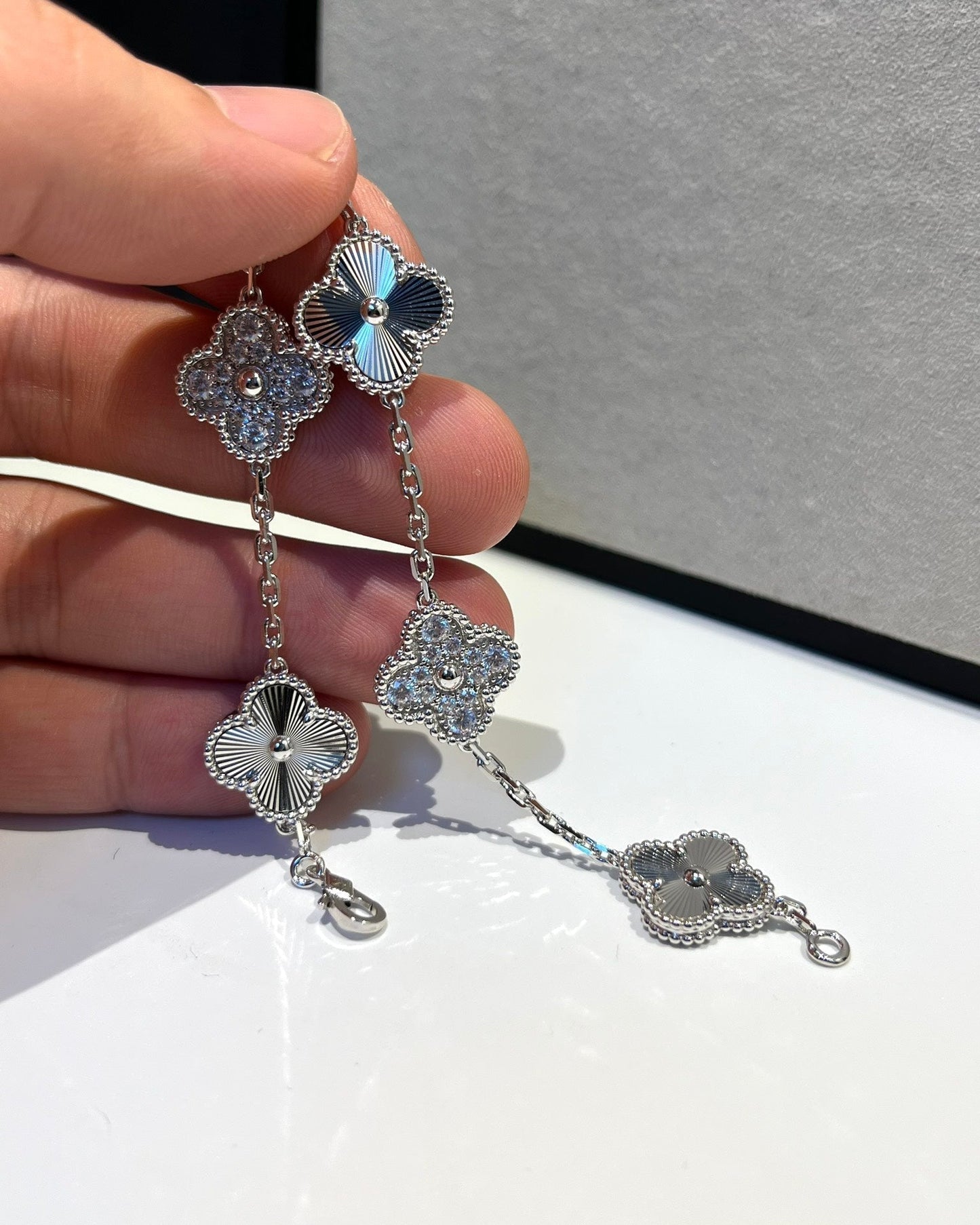 [Kismet Jewels ]CLOVER 5 MOTIF SILVER DIAMOND BRACELET
