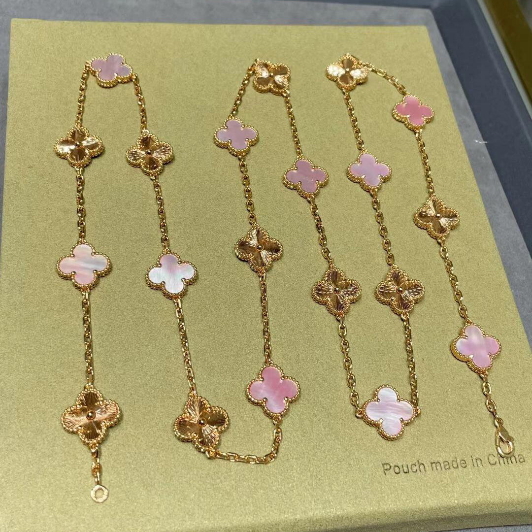[Kismet Jewels ]CLOVER 20 MOTIFS LASER PINK MOP NECKLACE