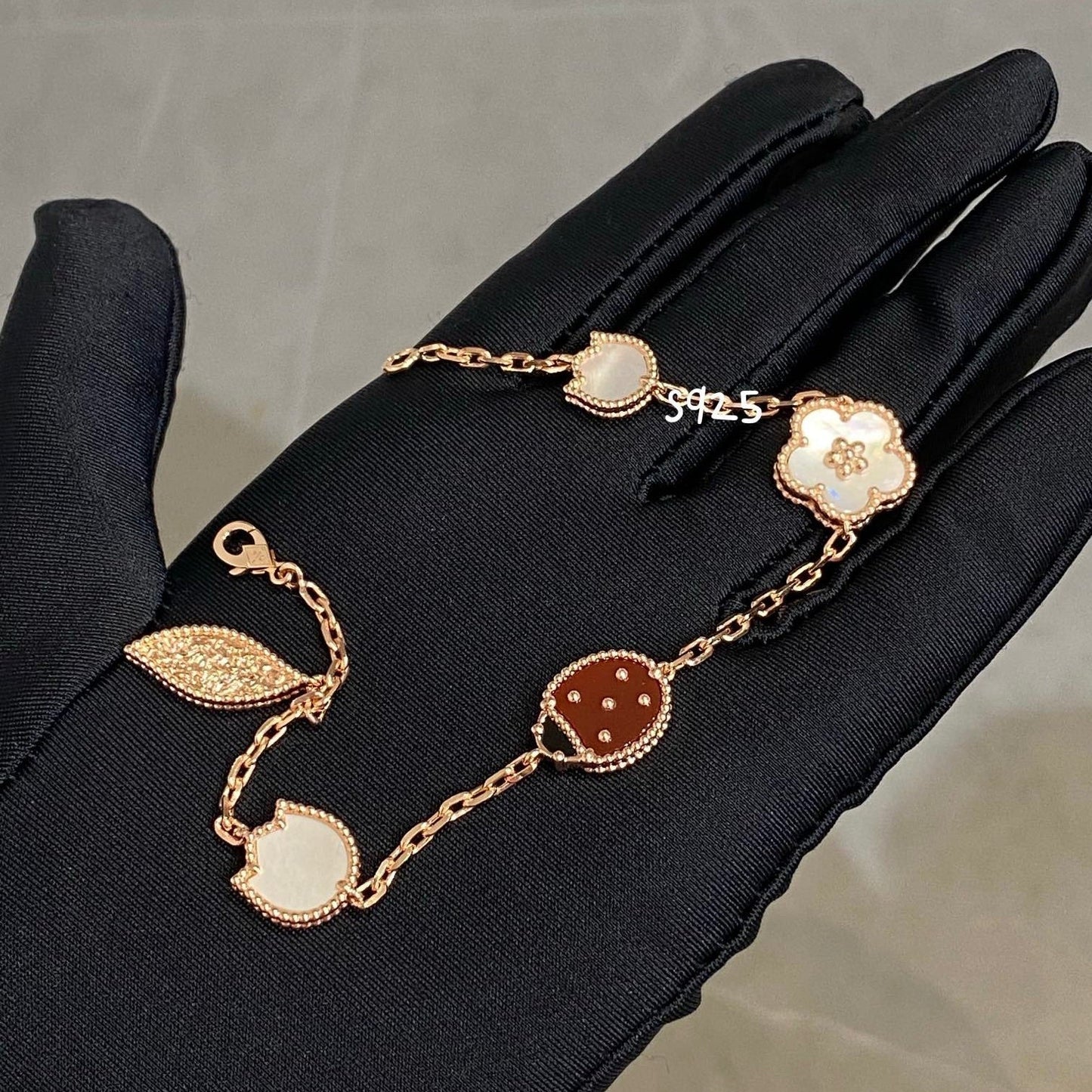 [Kismet Jewels ]LUCKY SPRING 5 MOTIF BRACELET