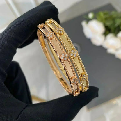 [Kismet Jewels ]CLOVER BRACELET 4MM DIAMONDS