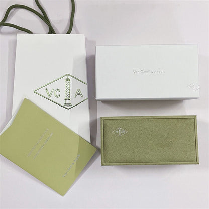[Kismet Jewels ]VA CLOVER BRACELET NECKLACE RING BOX GIFT BAG