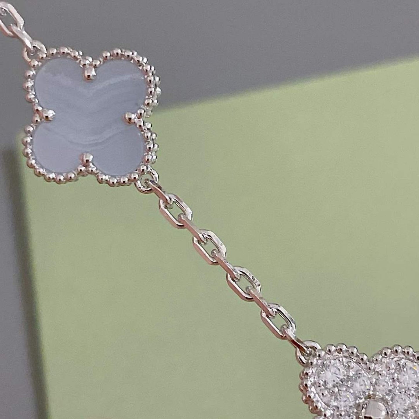 [Kismet Jewels ]CLOVER  5 MOTIF DIAMOND PURPLE CHALCEDONY BRACELET SILVER
