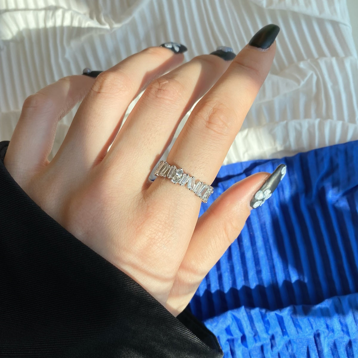 [Kismet Jewels ]Delicate Multi Shape Tennis Ring