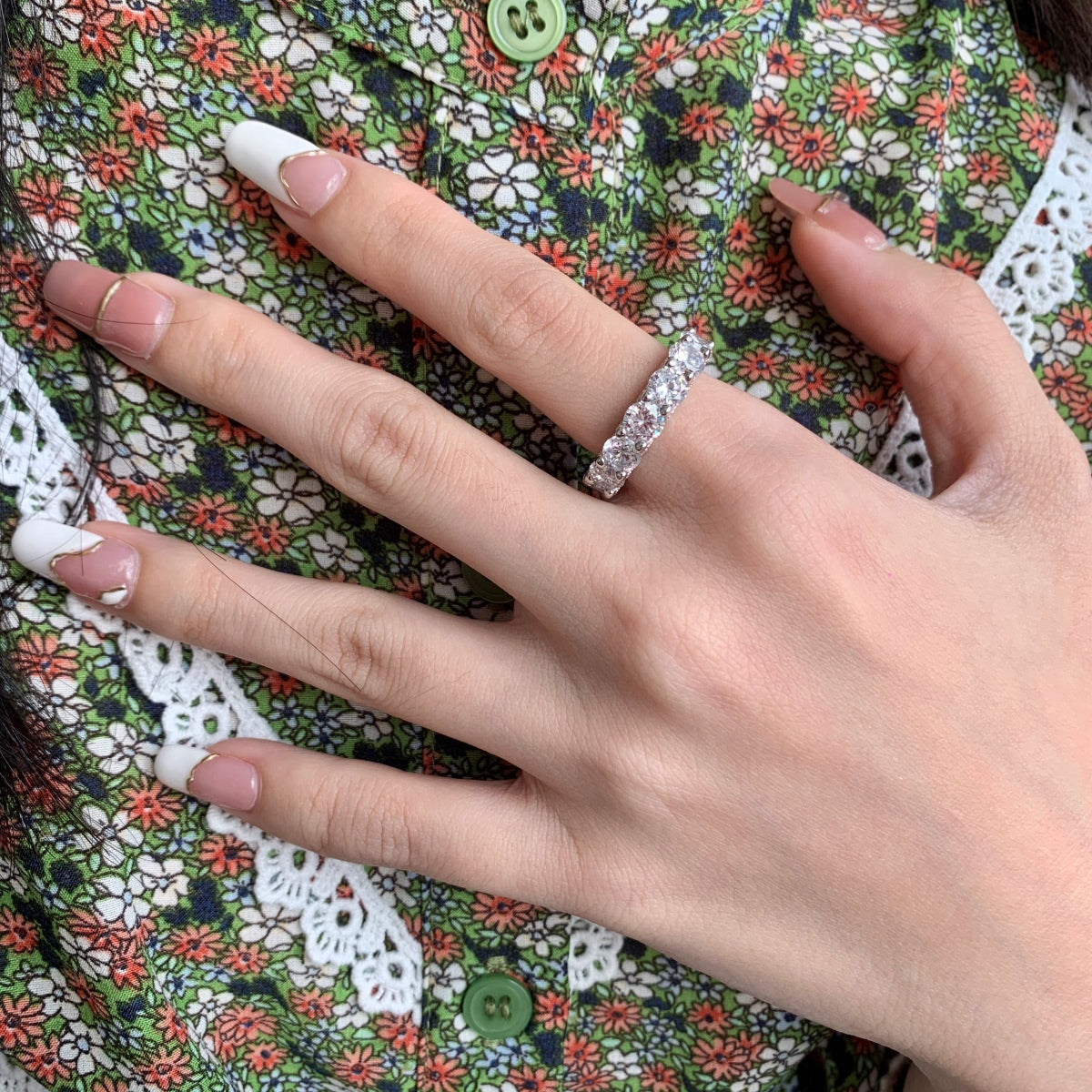 [Kismet Jewels ]Gorgeous Round Cut Tennis Ring