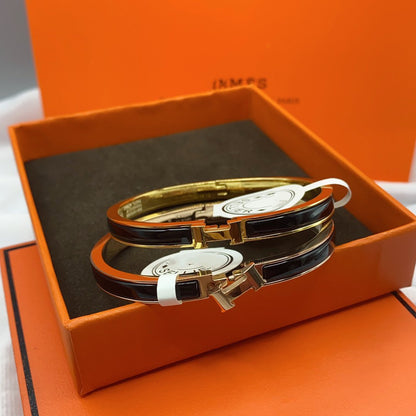 [Kismet Jewels ]CLASSIC HM CLIC BLACK 8MM ENAMEL BRACELET