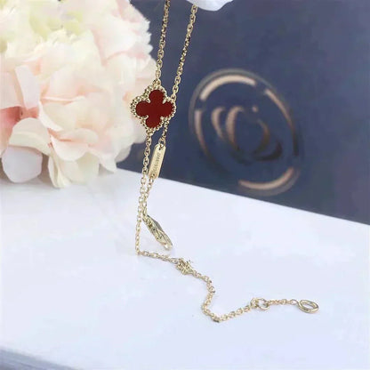 [Kismet Jewels ]CLOVER  CARNELIAN SINGLE FLOWER BRACELET