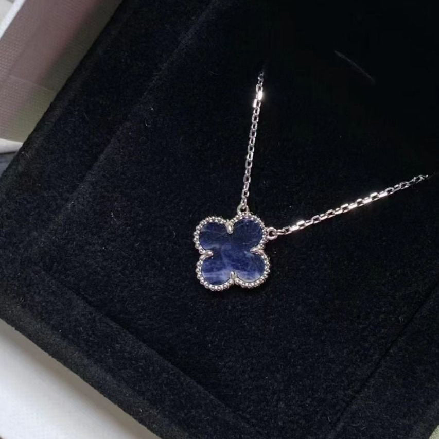 [Kismet Jewels ]CLOVER 15MM PIETERSITE NECKLACE SILVER