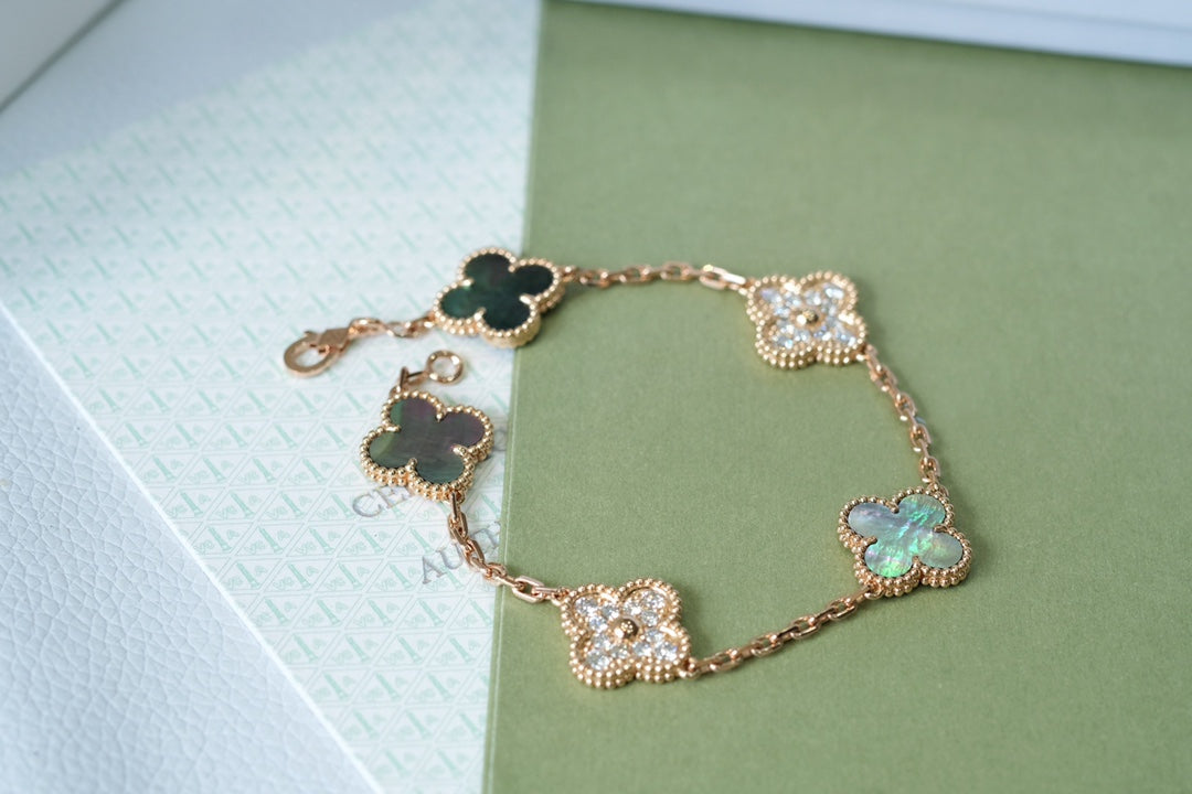 [Kismet Jewels ]CLOVER 5 MOTIFS DARK MOP AND DIAMONDS PINK GOLD BRACELET